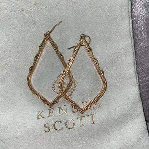 ks gold detailed hanging hoops in teardrop shape